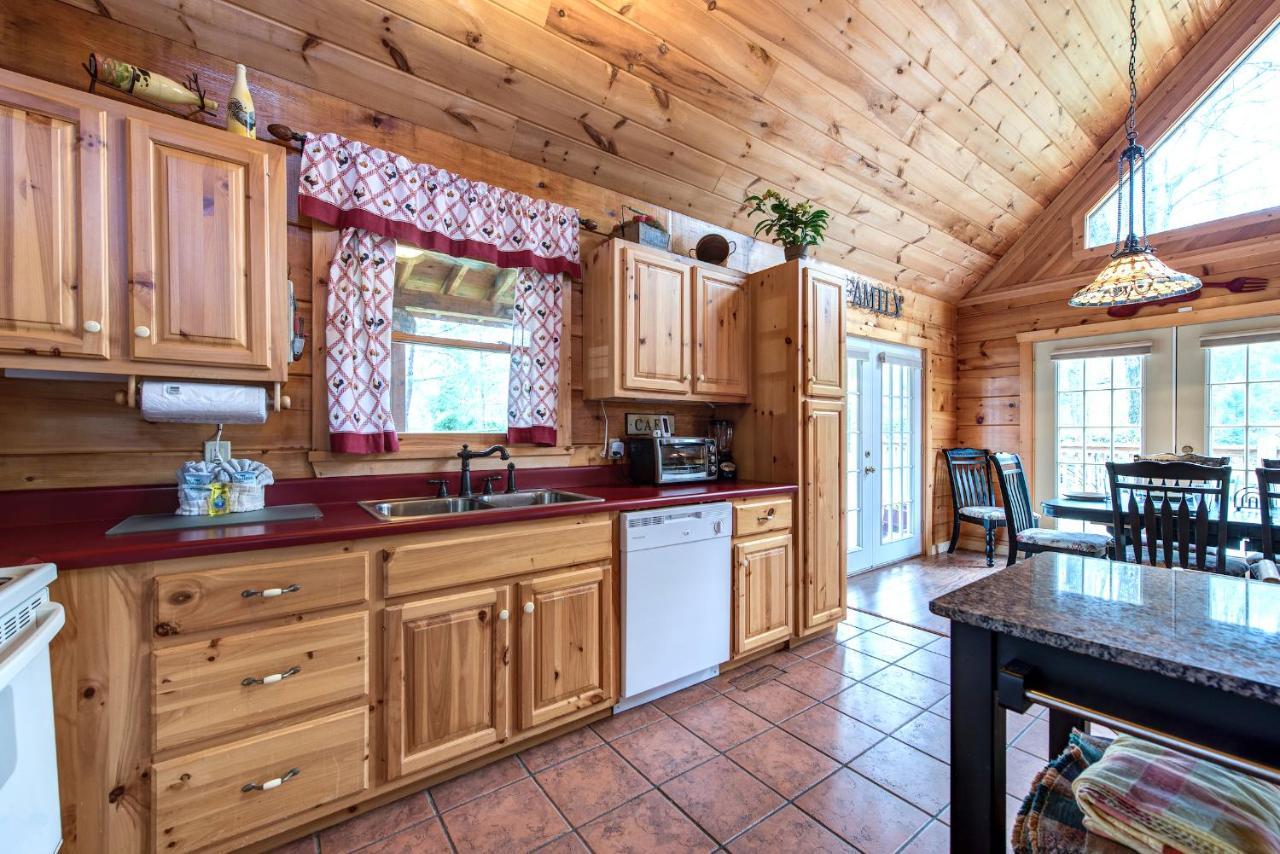 Lazy Cub Lodge Pigeon Forge Luaran gambar